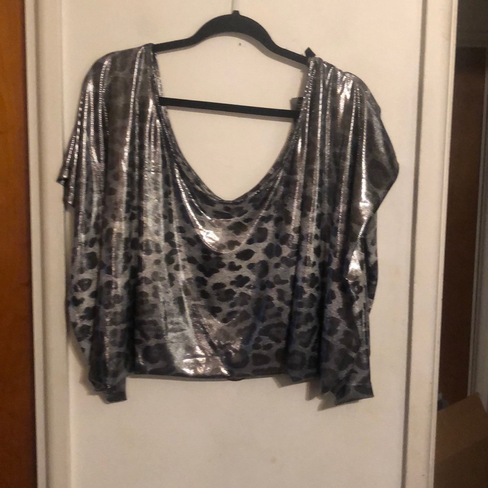 Women New NWOT Black & Silver Top Size 2X